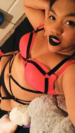OnlyFans cuenta pillsncupcakes header 2