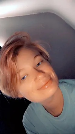 OnlyFans cuenta smokeyblonde0 header 2