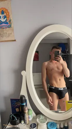 OnlyFans cuenta horiej1 header 2
