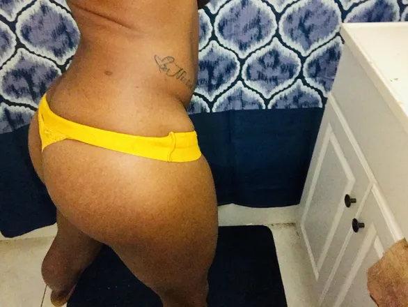 OnlyFans cuenta sukkithasoaker823 header 2