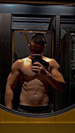 OnlyFans cuenta mcalexx28 avatar 1