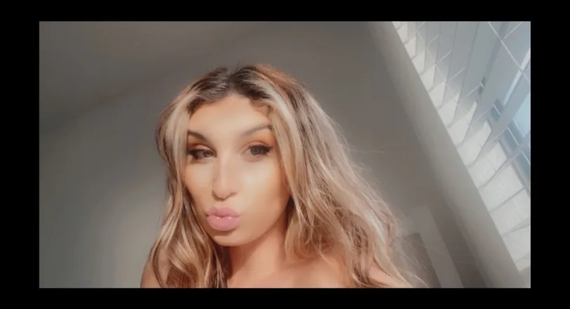 OnlyFans cuenta princessfreyyy header 2