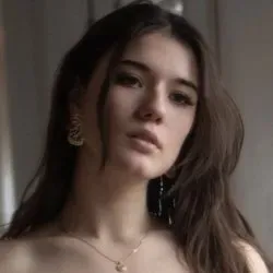 OnlyFans cuenta naomihighlander avatar 1