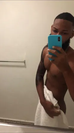 OnlyFans account  papi.ajm header 2