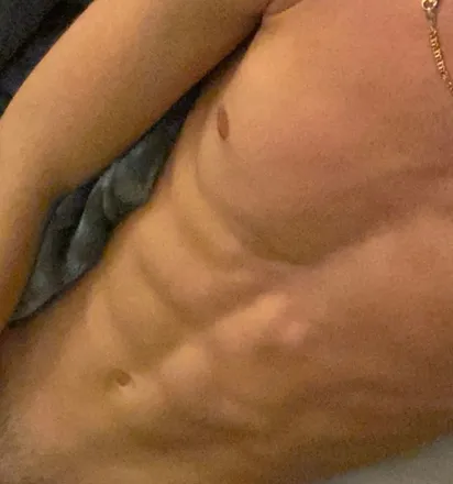OnlyFans cuenta itsyourboyvince header 2