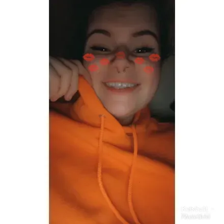 OnlyFans cuenta cutecarly90 avatar 1