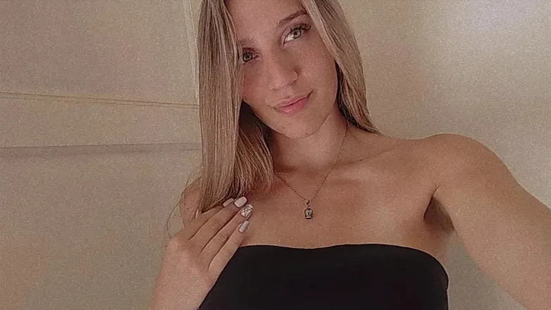 OnlyFans cuenta kiaranahir avatar 1