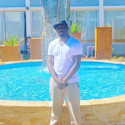 OnlyFans cuenta erictheproducer avatar 1