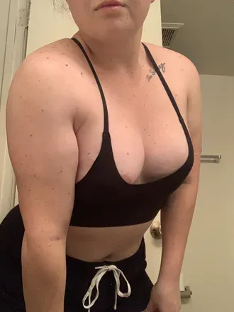OnlyFans cuenta misshardwood avatar 1