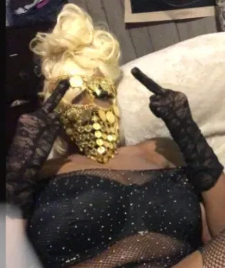 OnlyFans cuenta ivycash44 header 2