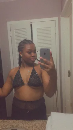 OnlyFans cuenta x_bamia header 2