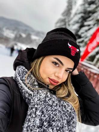 OnlyFans cuenta merrychit header 2