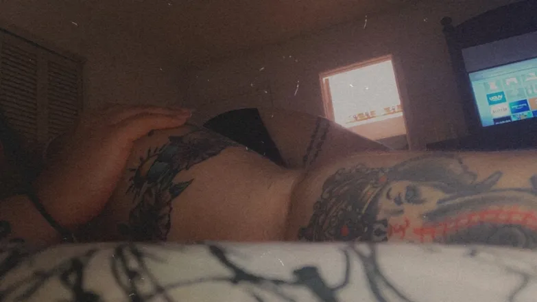 OnlyFans cuenta lilllyella97 header 2
