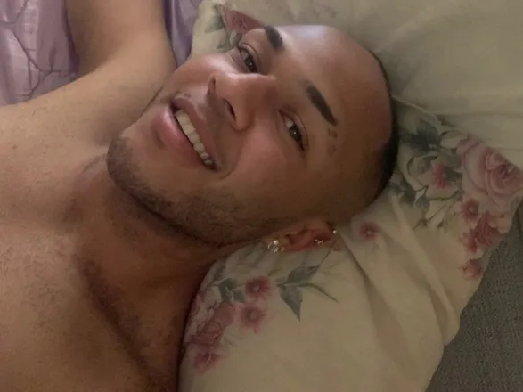 OnlyFans account  marioz1n header 2
