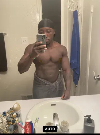 OnlyFans cuenta shoulderripped_ avatar 1
