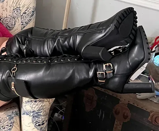 OnlyFans cuenta charlieu0724 header 2