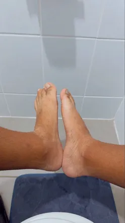 OnlyFans cuenta footskyes header 2