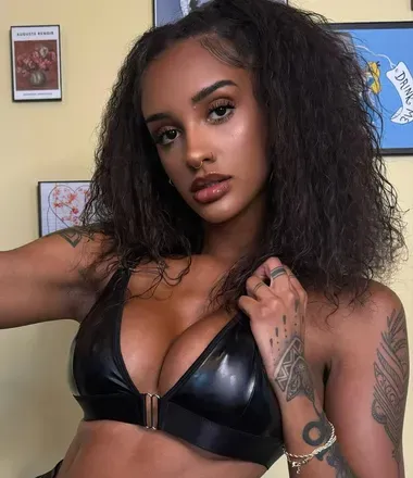 OnlyFans cuenta zoeysinnfree avatar 1