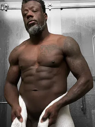 OnlyFans cuenta cwest_1218 avatar 1