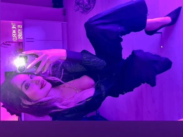 OnlyFans cuenta crystal_york header 2