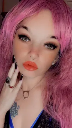 OnlyFans cuenta poisonivyopal avatar 1