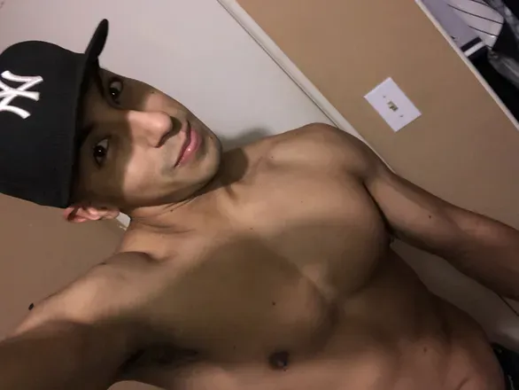 OnlyFans cuenta yankee28 avatar 1