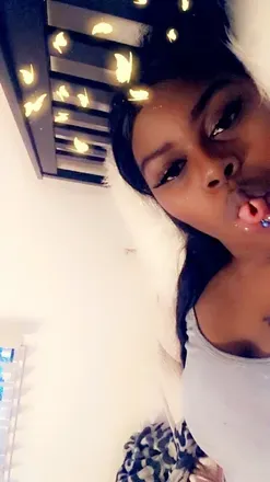 OnlyFans cuenta skinncolormocha header 2