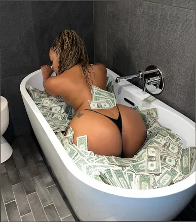 OnlyFans cuenta bespoiled77 header 2