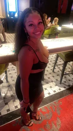 OnlyFans cuenta niquereneee avatar 1
