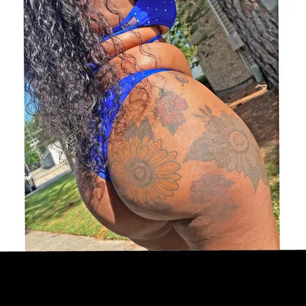 OnlyFans cuenta hottgirlchattt header 2