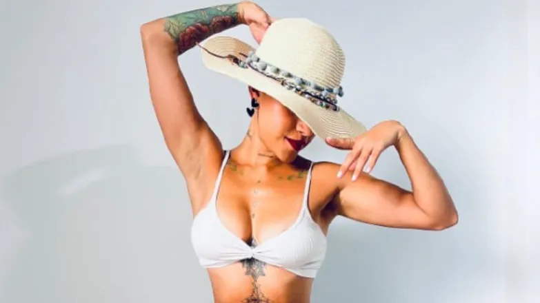 OnlyFans cuenta laylaparkerfree header 2