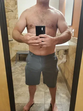 OnlyFans account  hungcock4wife9 header 2