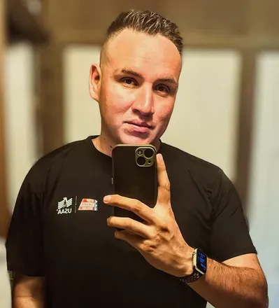 OnlyFans cuenta charlez909 avatar 1