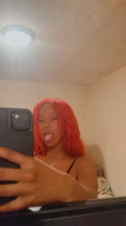 OnlyFans cuenta cherryred23 header 2