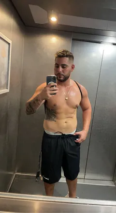 OnlyFans cuenta sam_godwin header 2