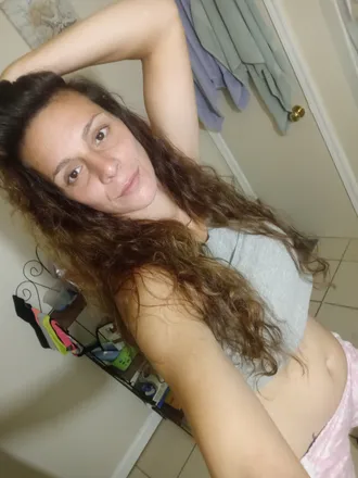 OnlyFans cuenta reala_lick_stik header 2