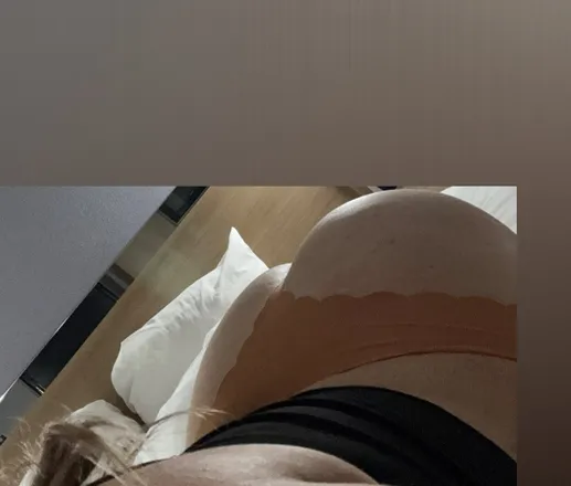 OnlyFans cuenta lilmamma1996 header 2