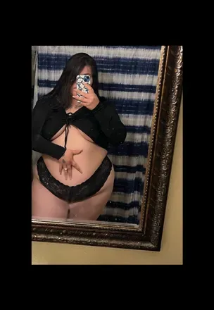 OnlyFans account  lamonroe3105 avatar 1