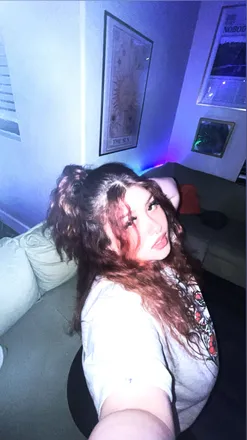 OnlyFans cuenta peachesnscreammm header 2
