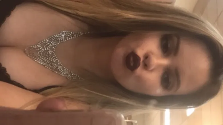 OnlyFans cuenta vessy_shegoesby header 2