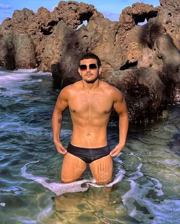 OnlyFans account  lusardeando avatar 1