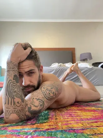 OnlyFans cuenta hunkyguysouth header 2