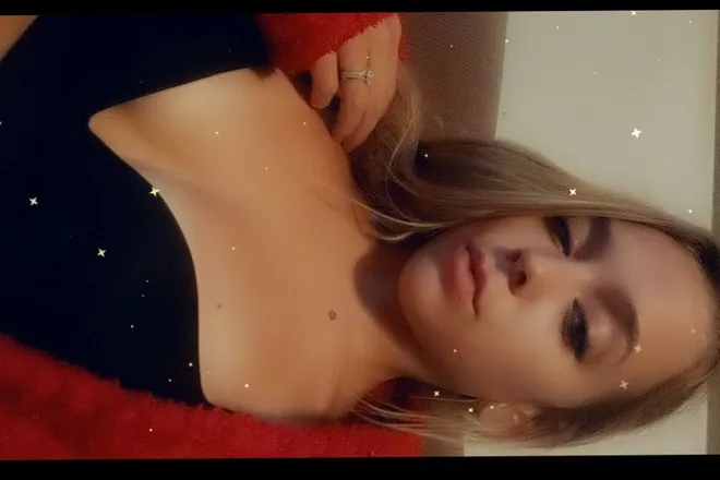 OnlyFans cuenta bigbootyblondy18 header 2