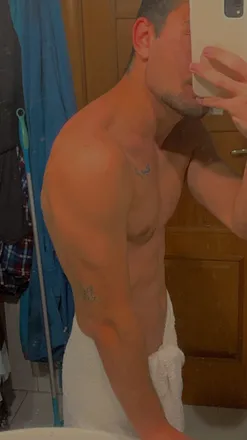 OnlyFans account  thatspie header 2