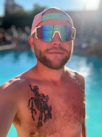 OnlyFans account  hungcdndad avatar 1