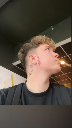 OnlyFans cuenta nxahriley avatar 1