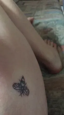 OnlyFans cuenta girlwthebumblebeetattoo avatar 1