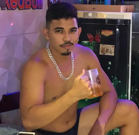 OnlyFans cuenta matheusteix header 2