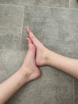 OnlyFans cuenta bunnysweetfeet header 2