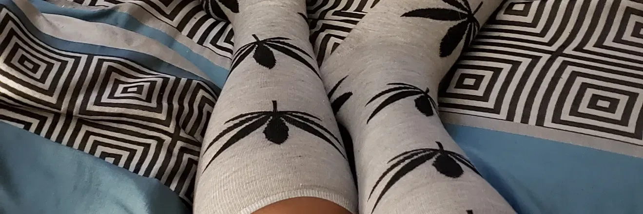 OnlyFans cuenta s3xyl3gsandf33t header 2